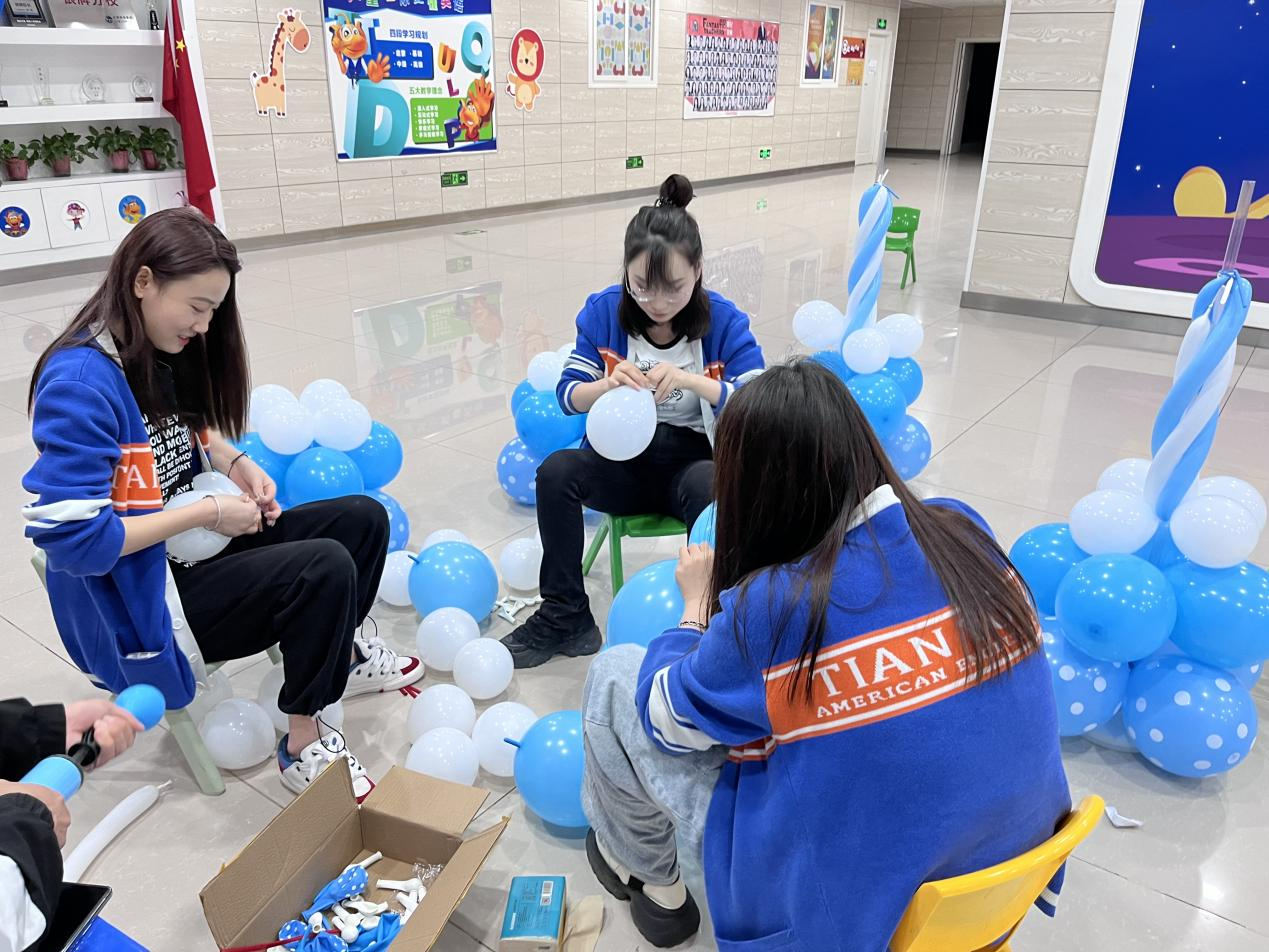 天童教育:点亮孩子求知的大门(图2) 天童教育:点亮孩子求知的大门(图2)