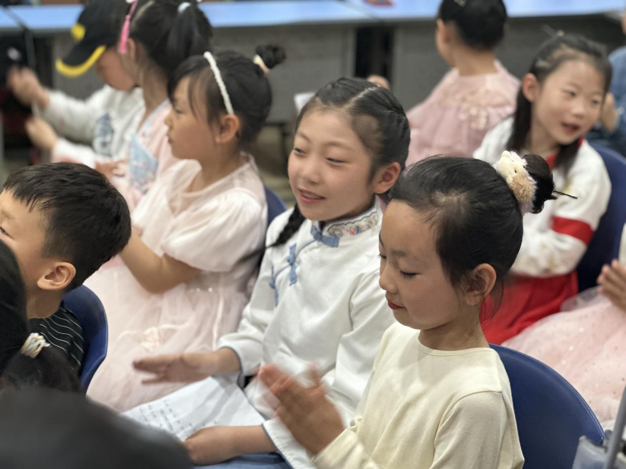 天童教育：不要低估一个喜欢重复的孩子(图2)